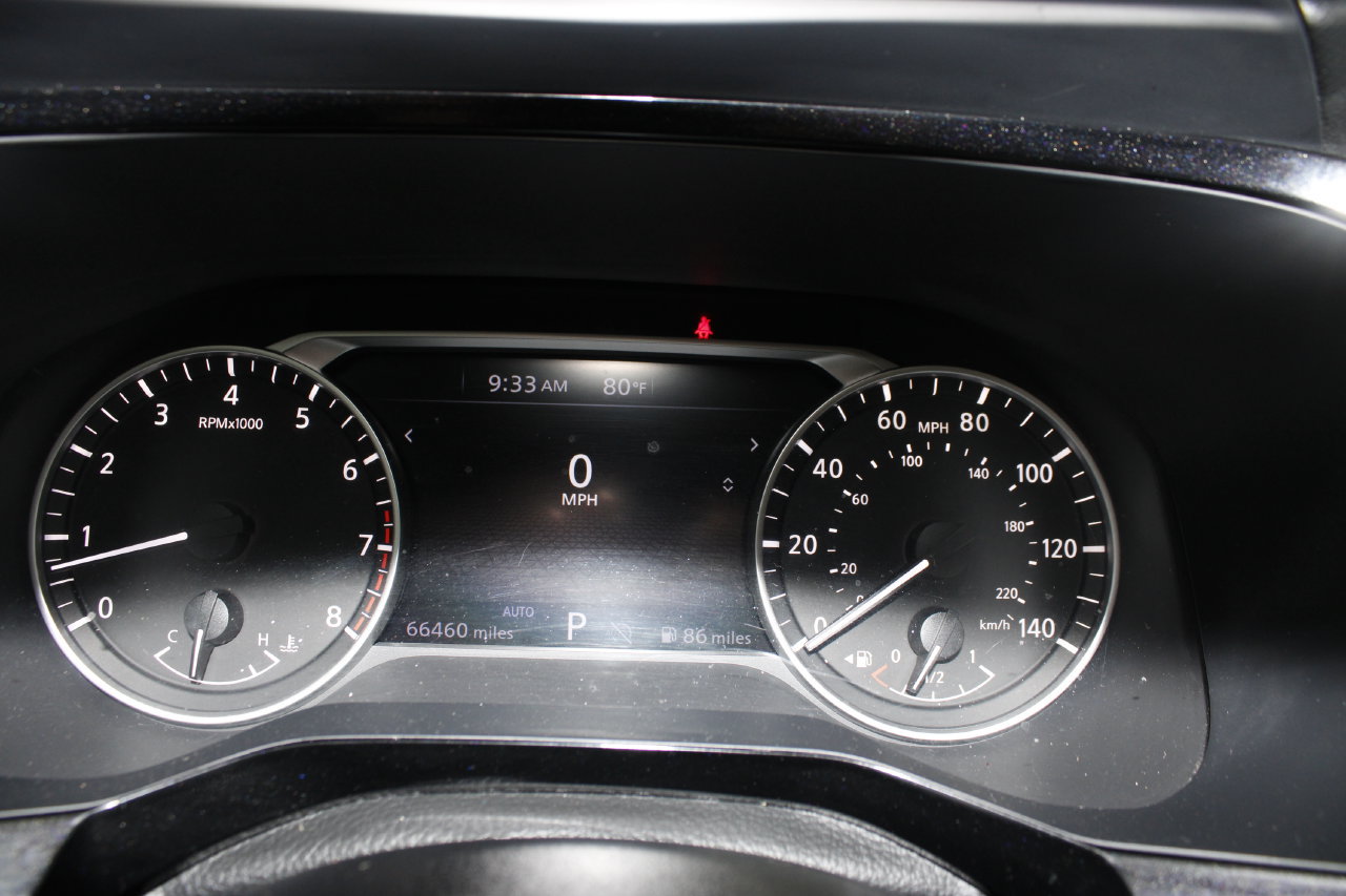Used 2023 Nissan Pathfinder SV AWD/4WD image 13
