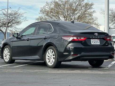 Used 2023 Toyota Camry LE image 6
