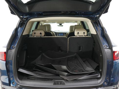 Used 2022 Buick Enclave Premium w/ Surround and Sites Package AWD/4WD image 17