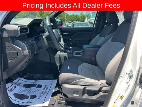 Used 2024 Toyota Tacoma TRD Off-Road AWD/4WD image 2