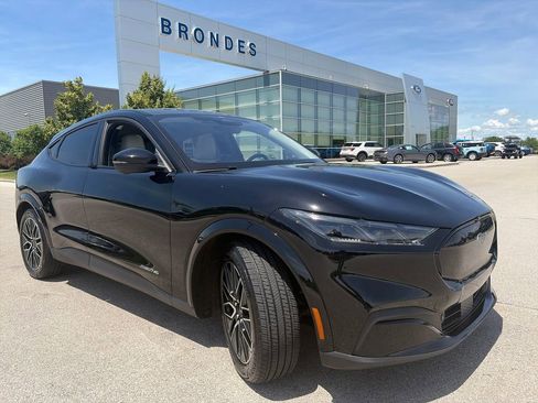 Used 2025 Ford Mustang Mach-E Premium AWD/4WD image 1