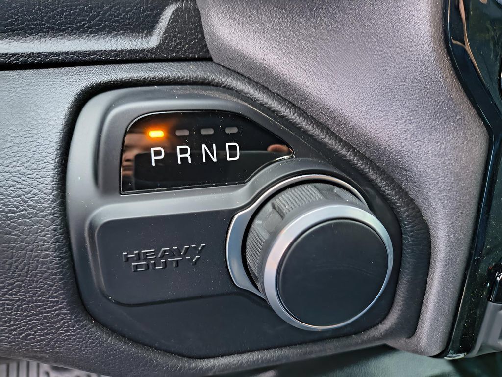 New 2024 RAM 3500 Tradesman w/ Convenience Group AWD/4WD image 21