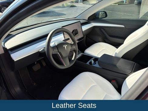 Used 2023 Tesla Model 3 Standard Range RWD image 5