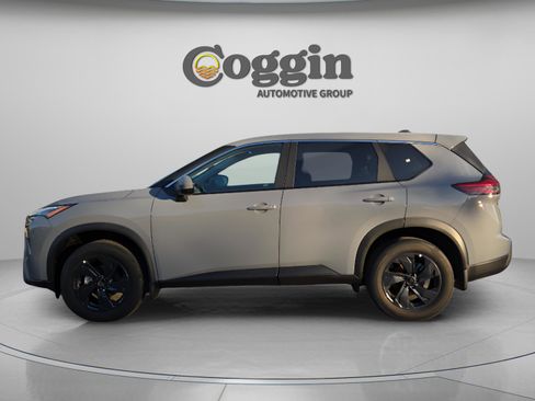 New 2026 Nissan Rogue SV w/ Cold Weather Package image 3