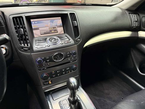 Used 2012 INFINITI G37 x Sedan w/ Premium Pkg AWD/4WD image 18