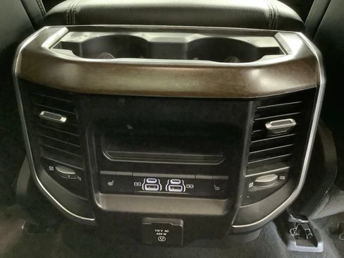 Used 2021 RAM 1500 Laramie AWD/4WD image 38