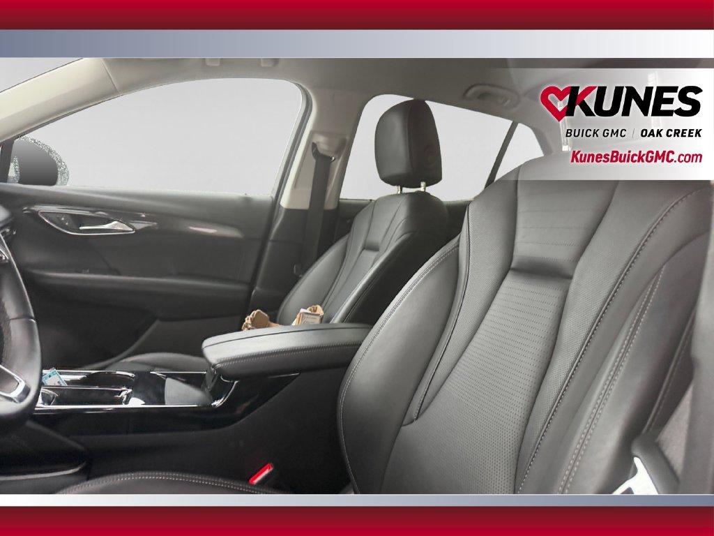 Used 2024 Buick Envision Preferred AWD/4WD image 23