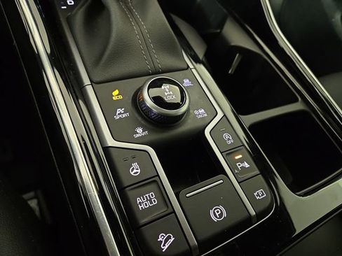 Certified 2025 Kia Sorento SX Prestige image 28