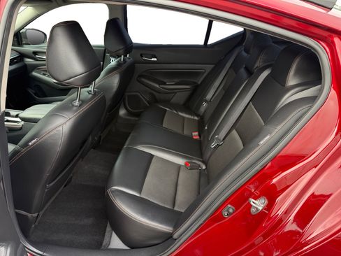 Used 2021 Nissan Altima 2.5 SR w/ SR Premium Package FWD image 16