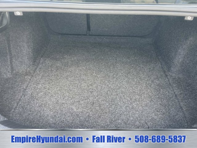 Used 2024 Volkswagen Jetta SE FWD image 7