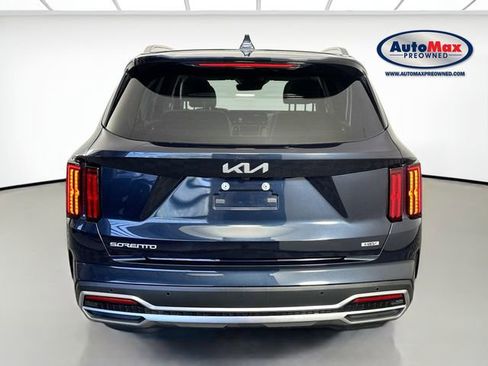 Used 2023 Kia Sorento SX Prestige w/ Panoramic Sunroof Package AWD/4WD image 8