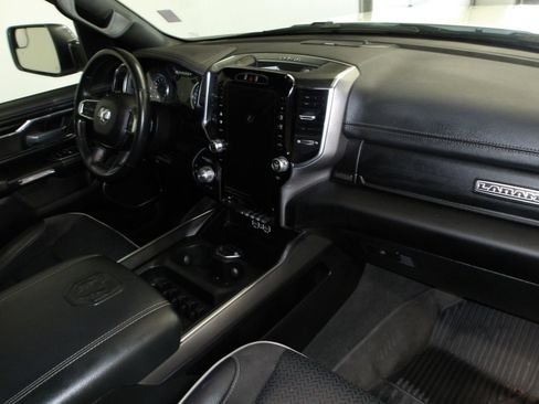 Used 2024 RAM 1500 Laramie AWD/4WD image 16