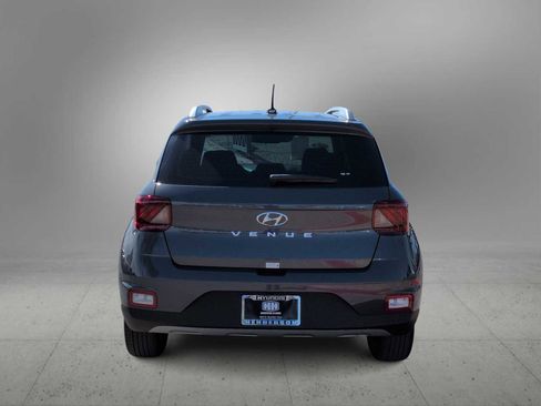 New 2026 Hyundai Venue SEL FWD image 7