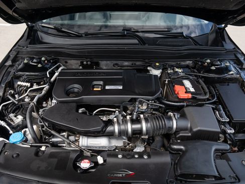Used 2018 Honda Accord Touring image 49