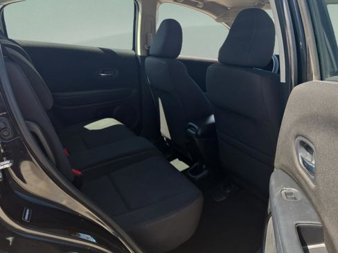 Used 2017 Honda HR-V LX image 16