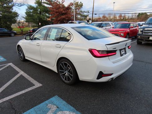 Used 2022 BMW 330i xDrive Sedan w/ Driving Assistance Package image 7