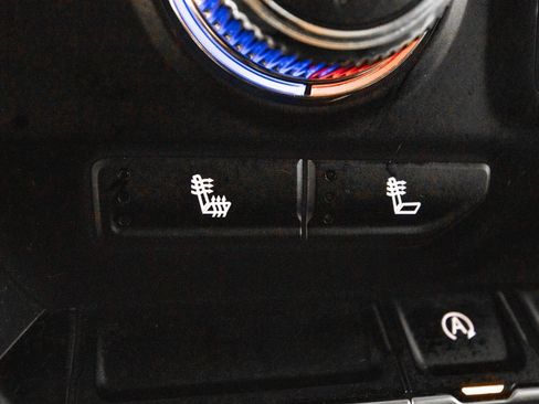 Used 2022 GMC Sierra 1500 SLE image 23