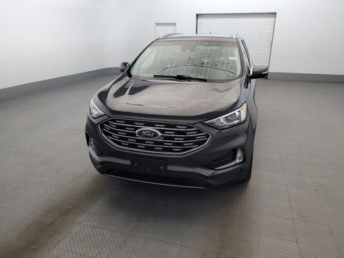Used 2019 Ford Edge Titanium AWD/4WD image 15