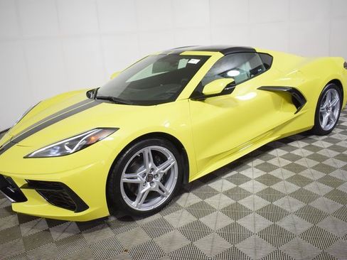 Used 2020 Chevrolet Corvette Stingray Coupe image 2