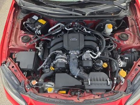 Used 2022 Toyota GR86 w/ ALL Weather Mat Package (TMS) RWD image 18