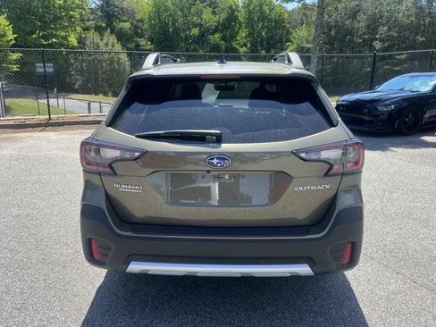 Certified 2022 Subaru Outback Limited AWD/4WD image 6