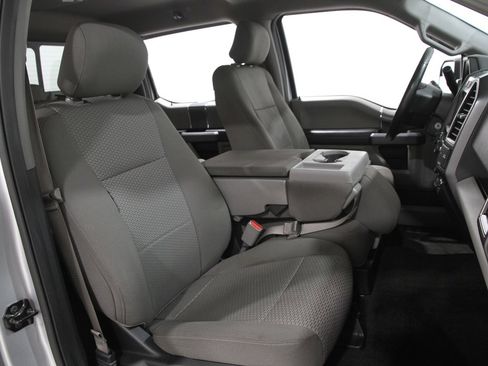 Used 2017 Ford F150 XLT w/ Equipment Group 302A Luxury image 19