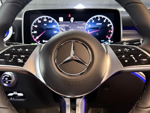 New 2026 Mercedes-Benz CLE 300 4MATIC Coupe image 21
