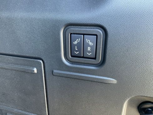 New 2025 GMC Hummer EV 2X image 7