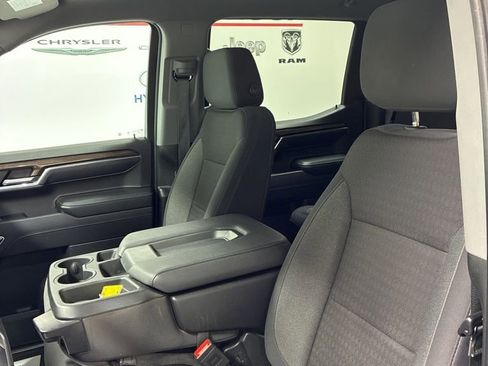 Used 2024 Chevrolet Silverado 1500 LT w/ Protection Package image 10