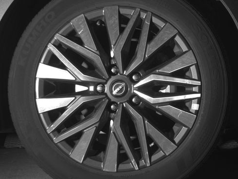 Used 2025 Nissan Altima 2.5 SV FWD image 13