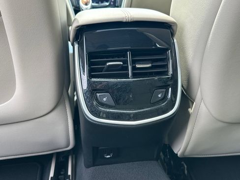 Used 2018 Cadillac XTS Luxury w/ Driver Awareness Package FWD image 22
