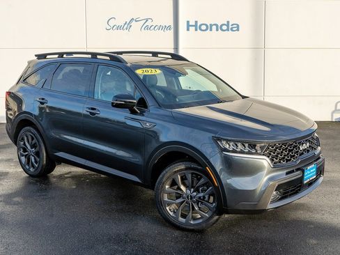 Used 2023 Kia Sorento X-Line EX image 2