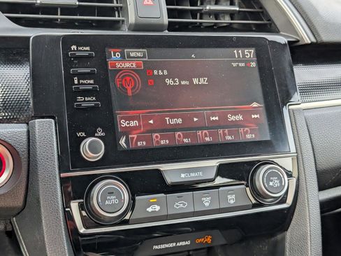 Used 2020 Honda Civic Sport image 19