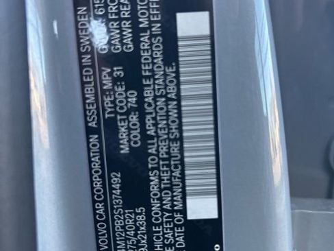 Used 2025 Volvo XC90 B5 Plus image 26