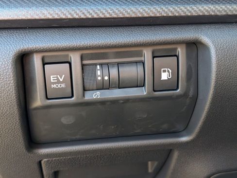 New 2026 Subaru Crosstrek 2.5i Limited image 12