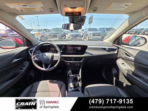 Used 2025 Buick Encore GX Preferred FWD image 23