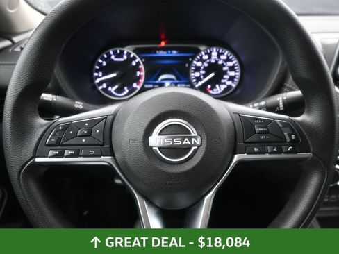 Used 2024 Nissan Sentra SV FWD image 21