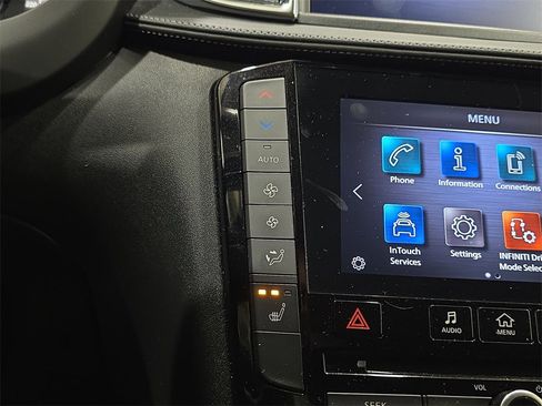 Used 2024 INFINITI QX50 Luxe image 26