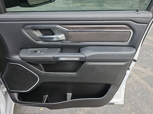 Used 2025 RAM 1500 Laramie w/ Sport Appearance Package AWD/4WD image 14