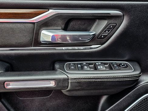 Used 2021 RAM 1500 Laramie image 14