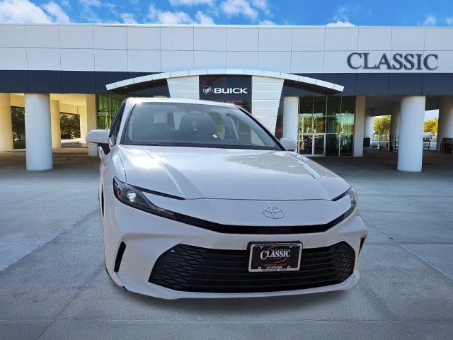 Used 2025 Toyota Camry LE FWD image 3