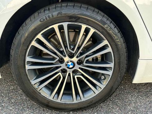 Used 2018 BMW 540i xDrive image 49