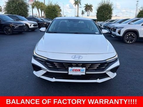 Used 2024 Hyundai Elantra Limited FWD image 2