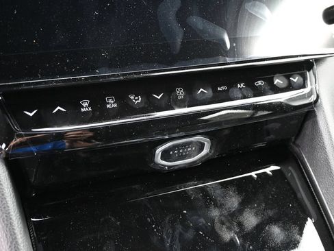 New 2026 Jeep Grand Cherokee L 4WD image 11