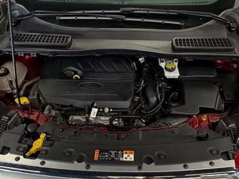 Used 2017 Ford Escape Titanium FWD image 30