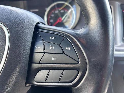 Used 2022 Dodge Charger SXT image 13