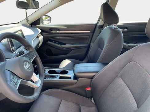 Used 2021 Nissan Altima 2.5 SV FWD image 22