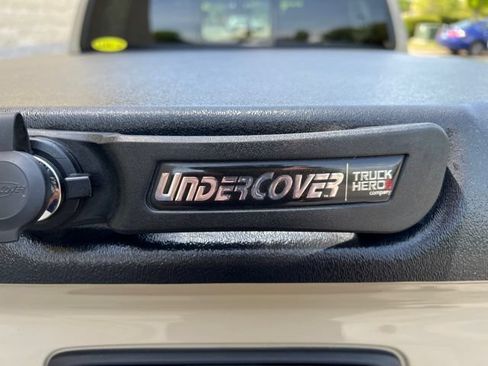 Used 2022 Chevrolet Colorado Z71 AWD/4WD image 33