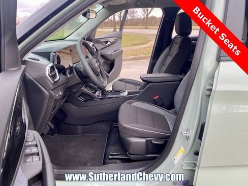 New 2026 Chevrolet TrailBlazer LT w/ Driver Confidence Package AWD/4WD image 16