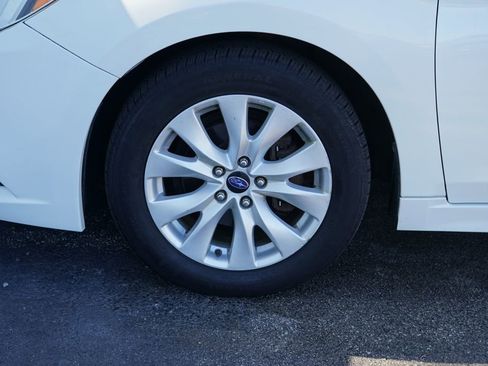 Used 2017 Subaru Legacy 2.5i Premium AWD/4WD image 6